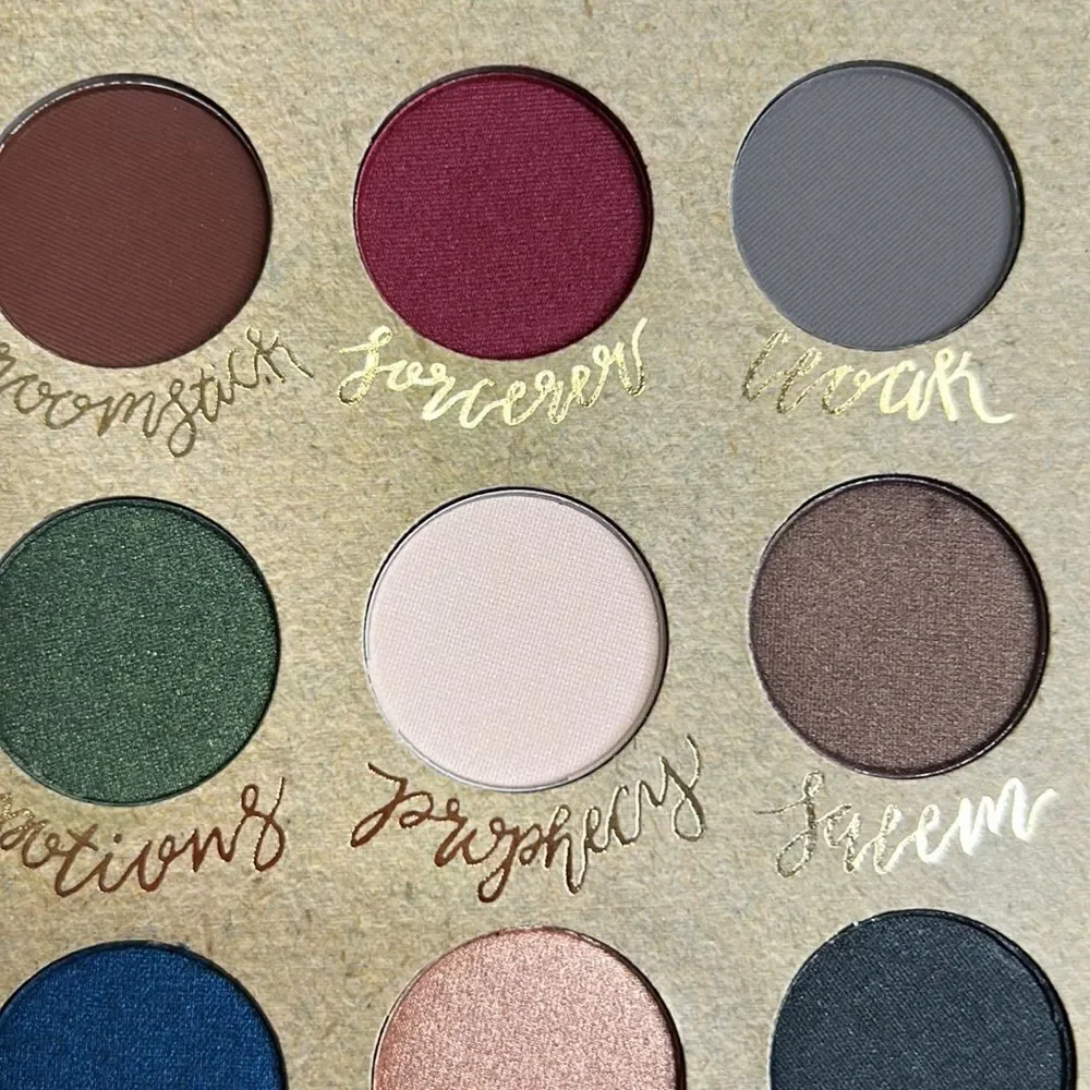 Storybook Cosmetics - Wizardry and Witchcraft Eyeshadow Palette Book